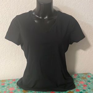 Black T-Shirt | Reitman’s | Woman’s Size Large | V Neck